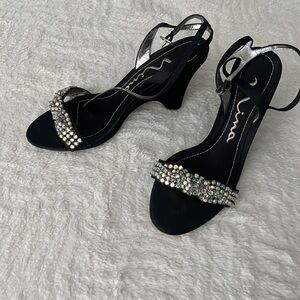 Vintage Nina Black Formal Heels with Sparkling Rhinestones, Size 6